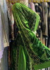 قفطان مخملي