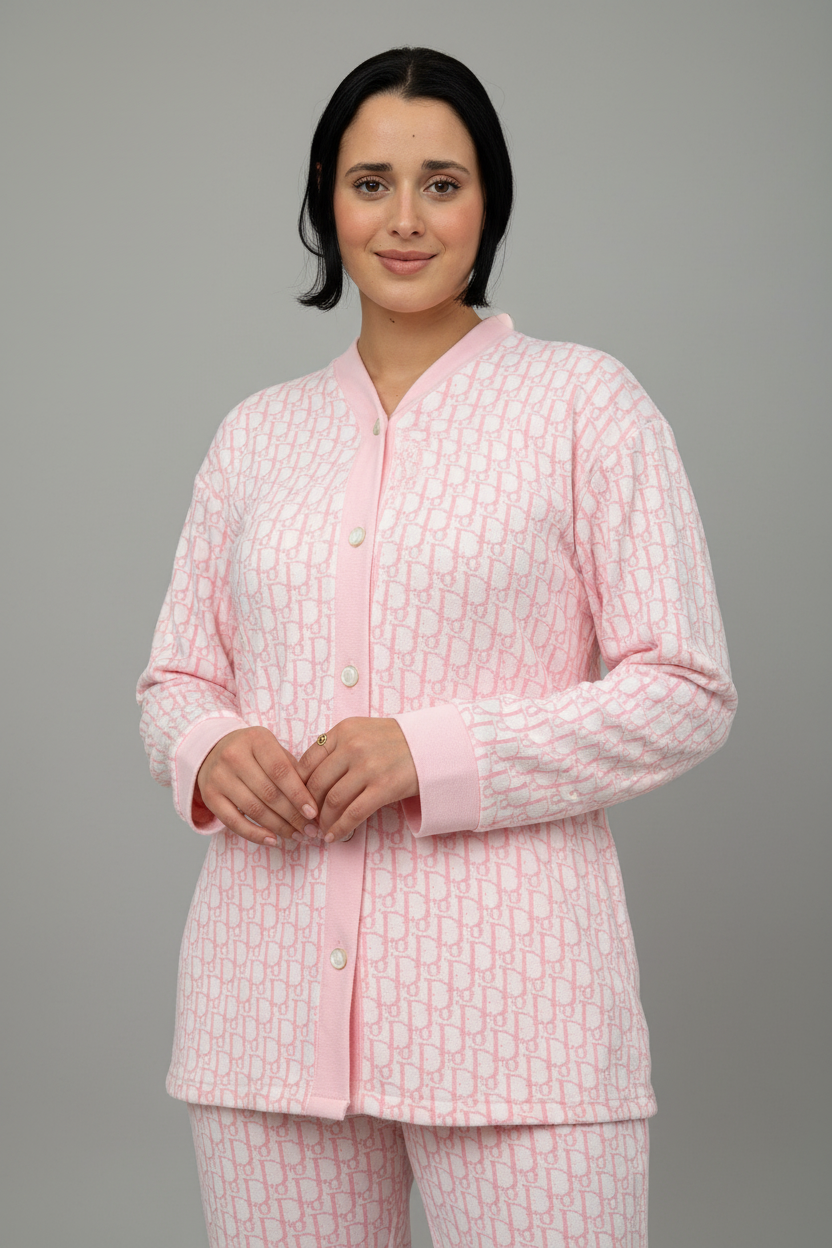 نفس الموديل - استديو رمادي