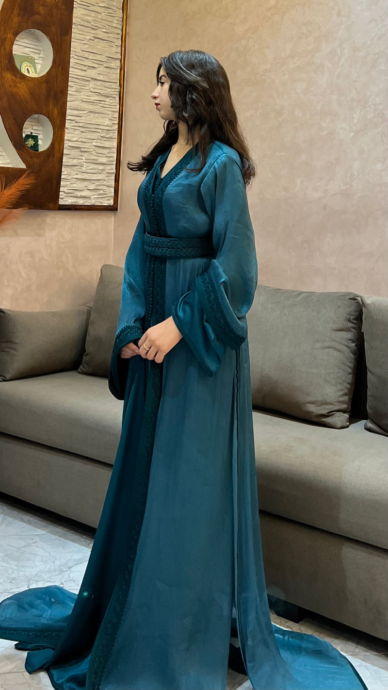 Caftan de luxe en bleu pétrole